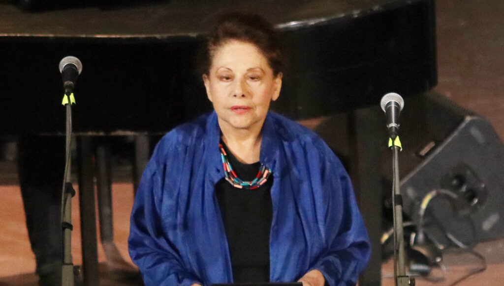 Η Ελένη Ανουσάκη αποκαλύπτει για την υγεία της: «Δεν φοβάμαι, κάνω μία πάρα πολύ σημαντική προσπάθεια να μην κάνω λάθος τα φάρμακα»