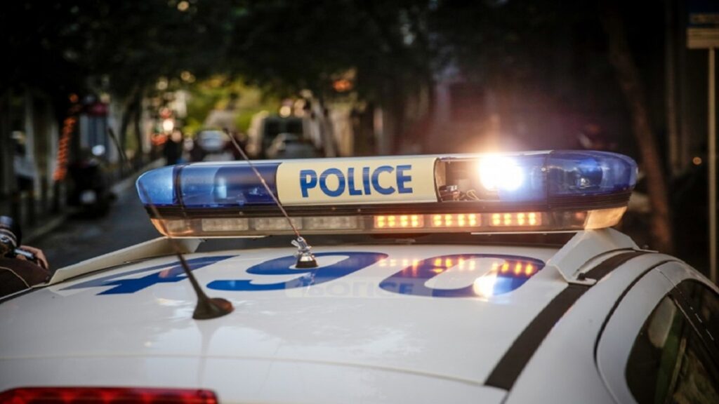 Θεσσαλονίκη: Συνελήφθησαν νεαροί που εκβίαζαν φίλο τους και του ζητούσαν χρήματα